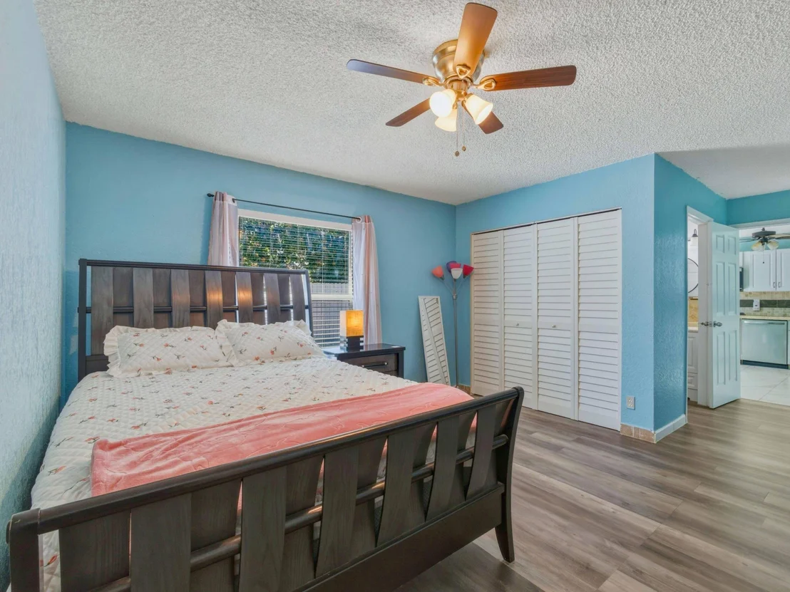 Photo of 5928 Ithaca Circle W