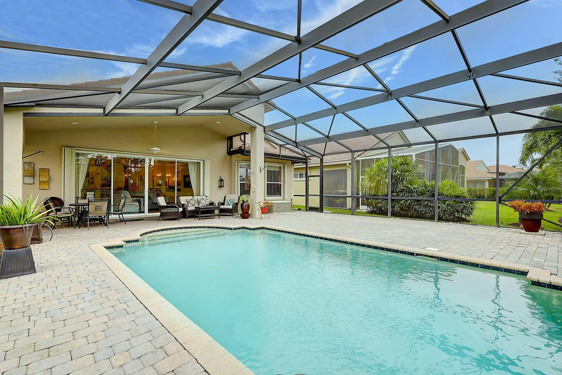 Photo of 6904 SE Twin Oaks Circle