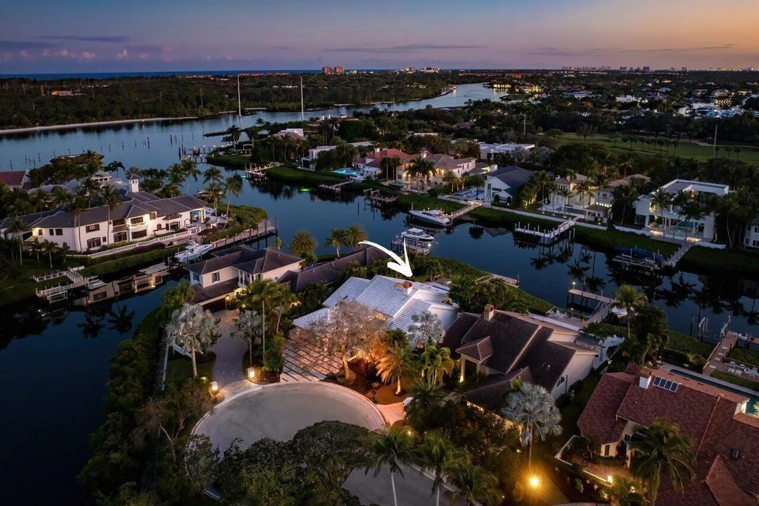 Photo of 215 Island Drive