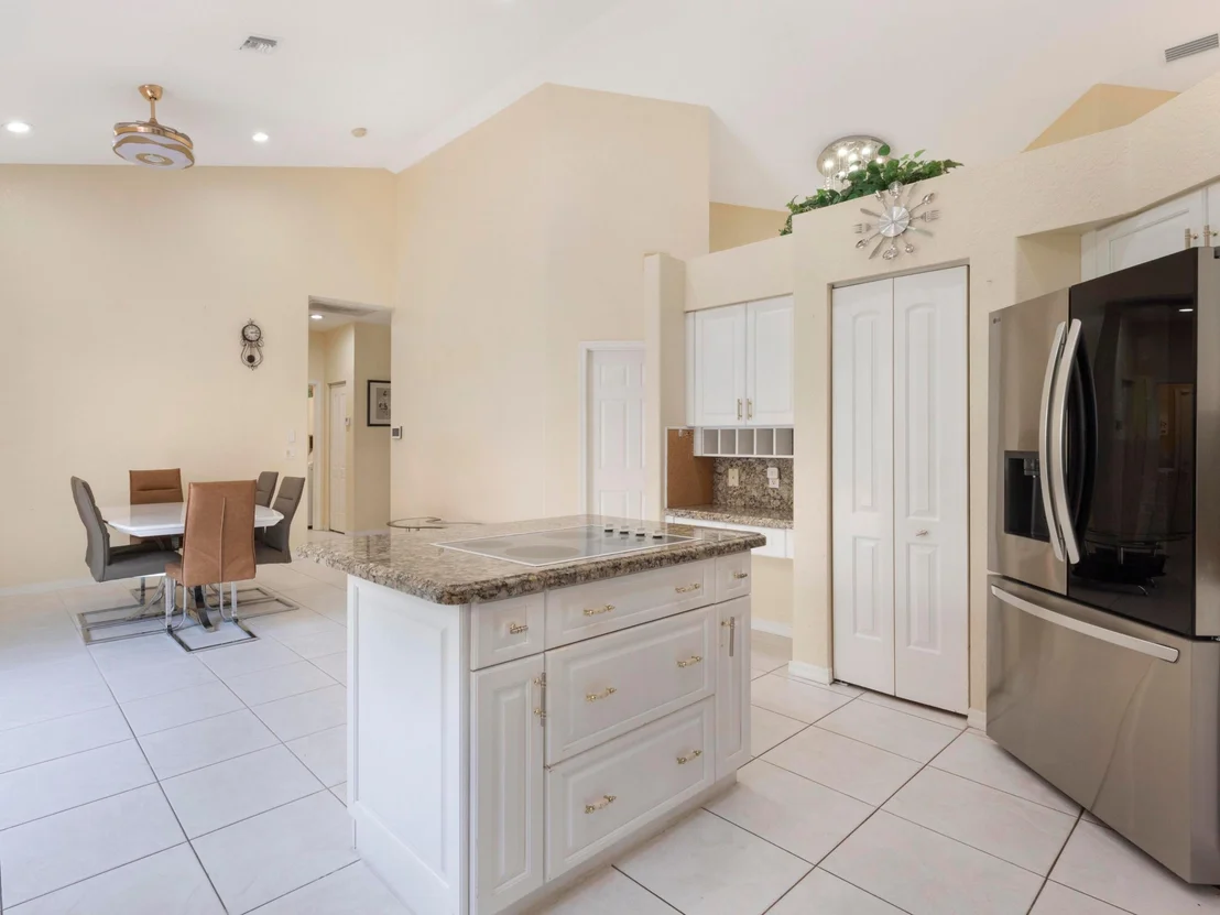 Photo of 5159 Brookview Drive