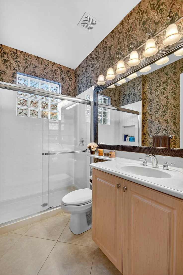 Photo of 7411 Maple Ridge Trail