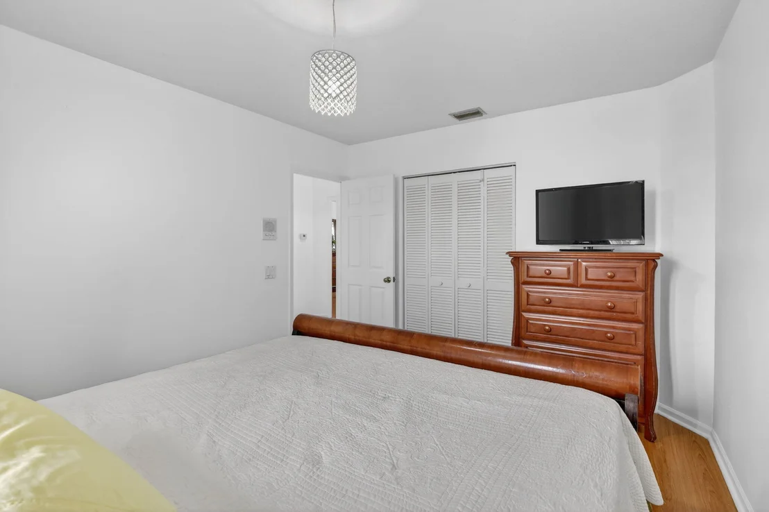 Photo of 711 Heritage Way