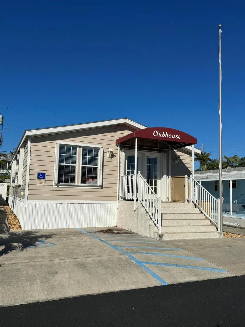 Photo of Unit 61 at 14661 Us Highway 1