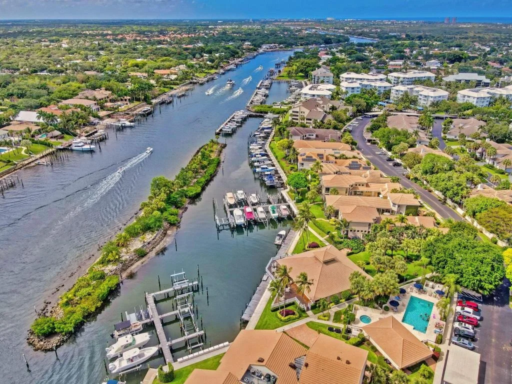 Photo of 25 Grand Bay Circle