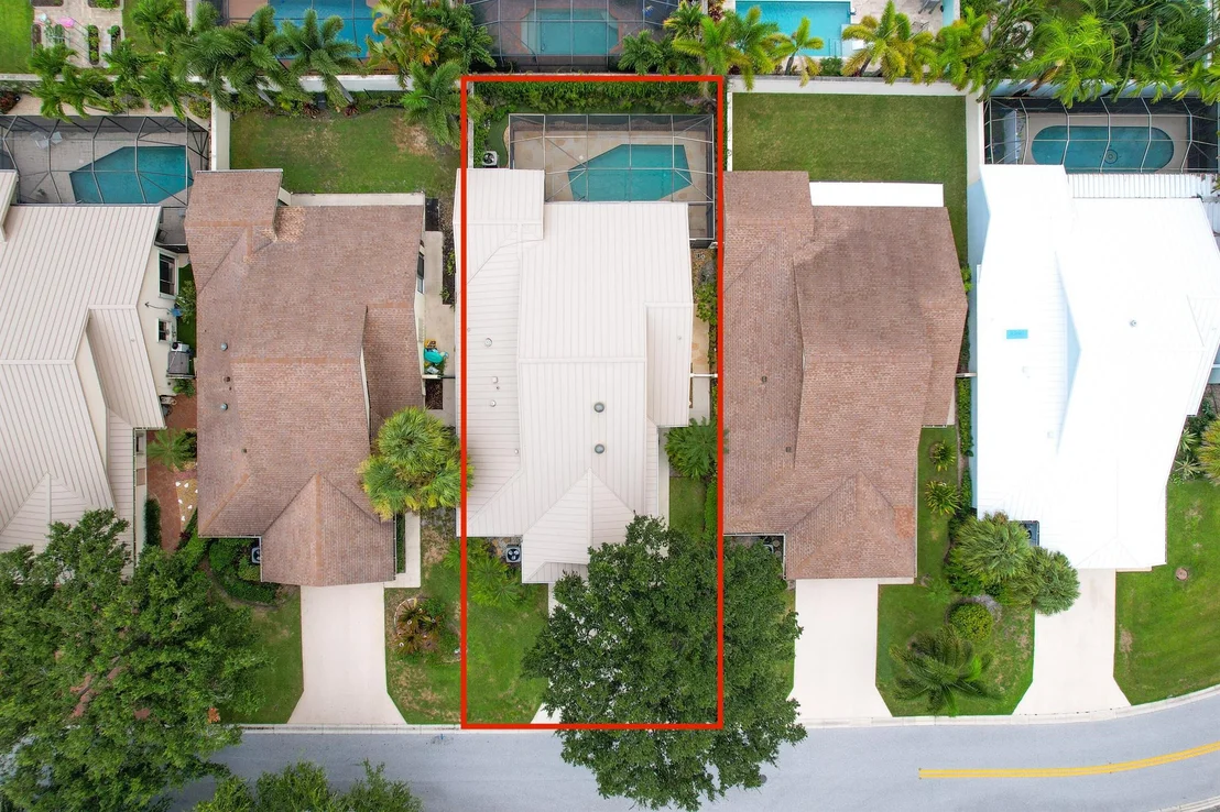Photo of 418 River Edge Road