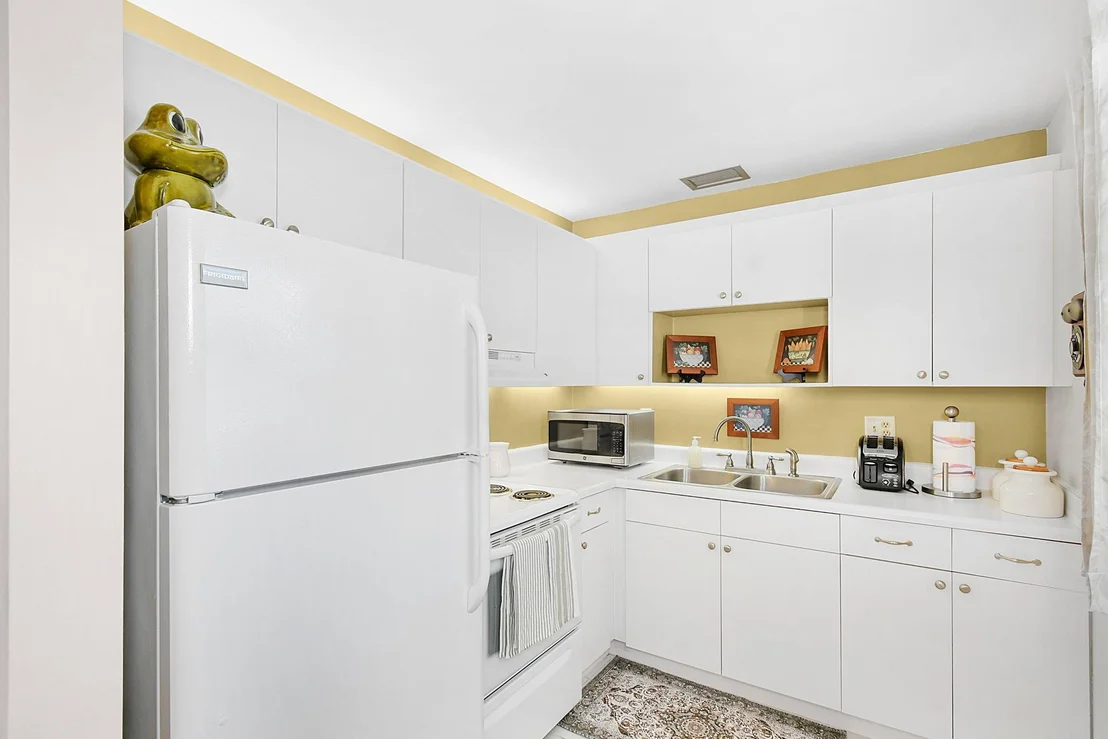 Photo of Unit W5 at 2600 SE Ocean Boulevard