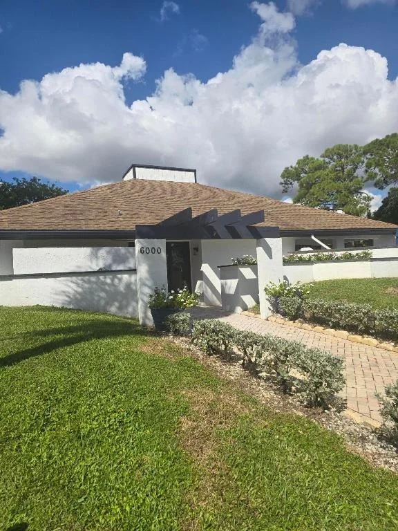 Photo of 6113 Fairfield Circle