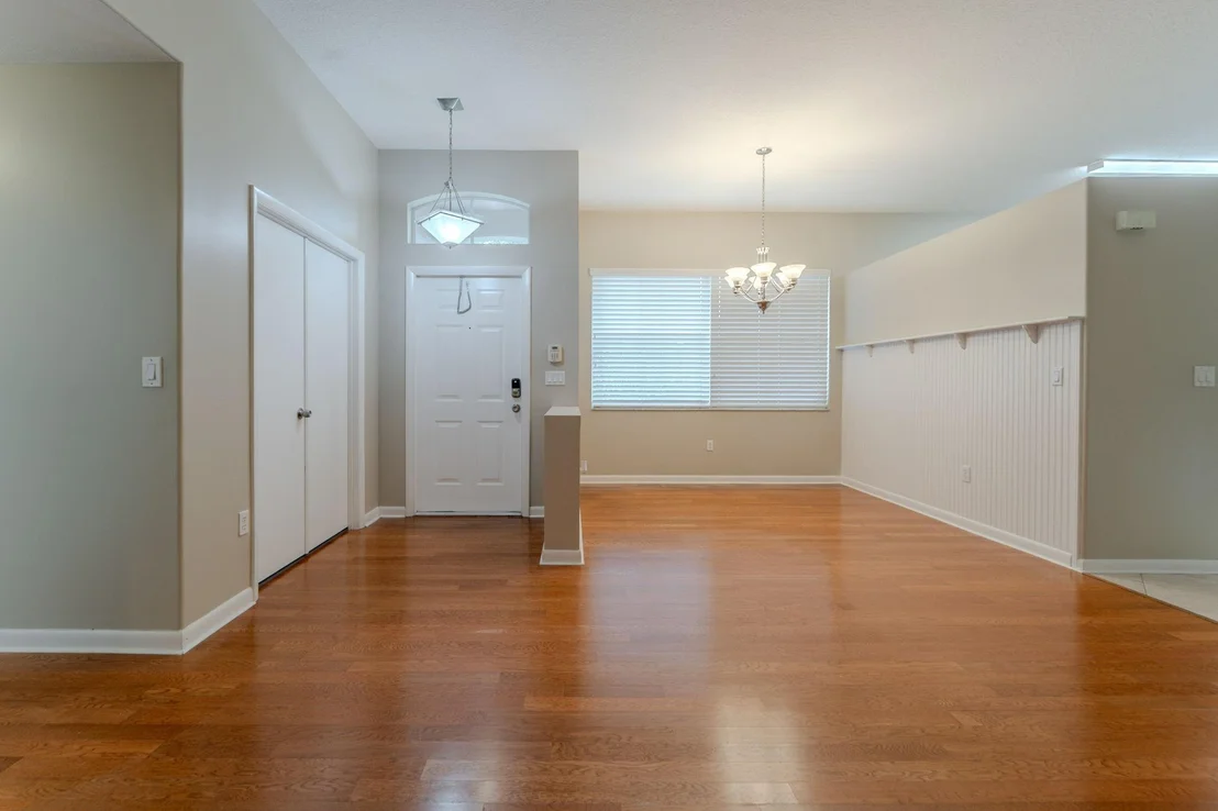 Photo of 6359 Stonehurst Circle
