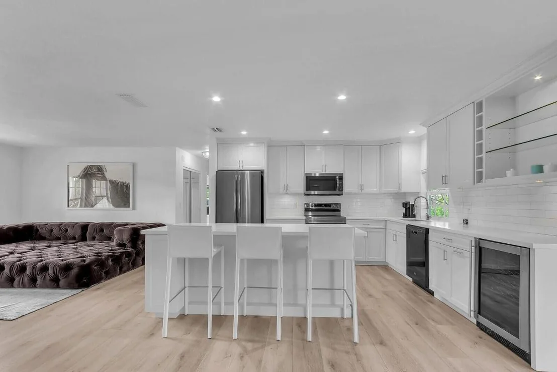 Photo of 1 Beverly Road W