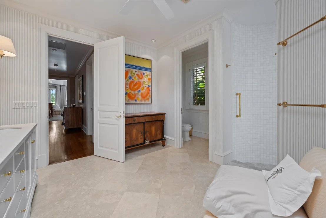 Photo of 252 Locha Drive