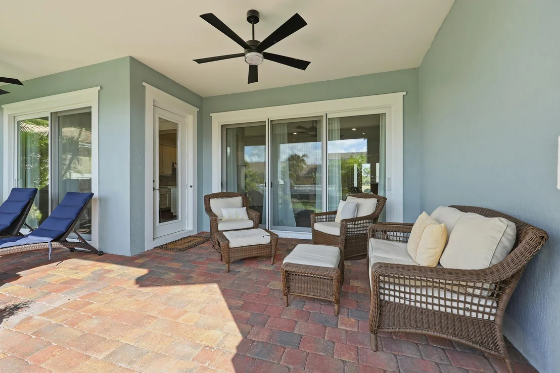 Photo of 1358 Community Drive