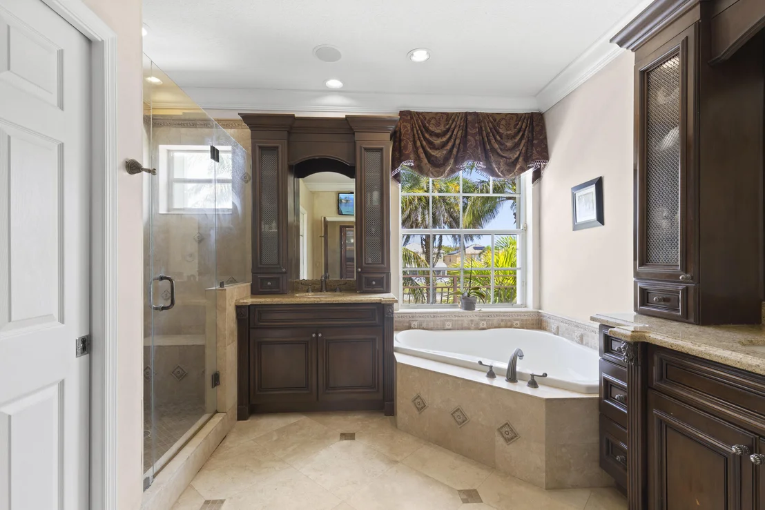 Photo of 9041 Alexandra Circle