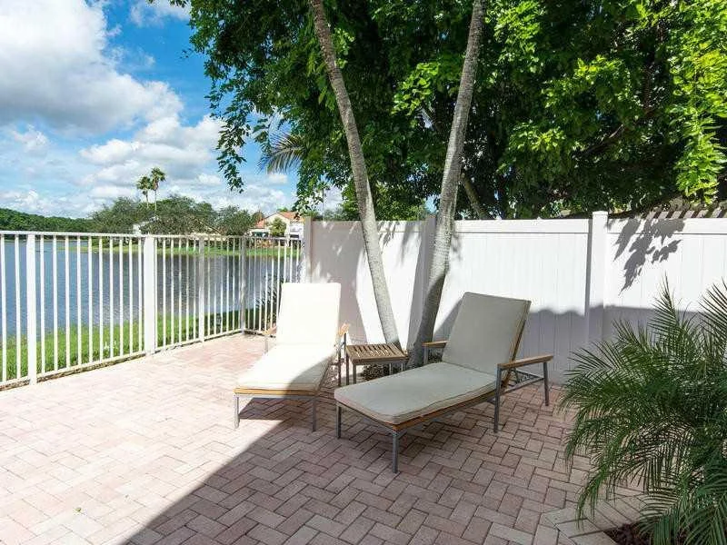 Photo of 1410 Seabay Road