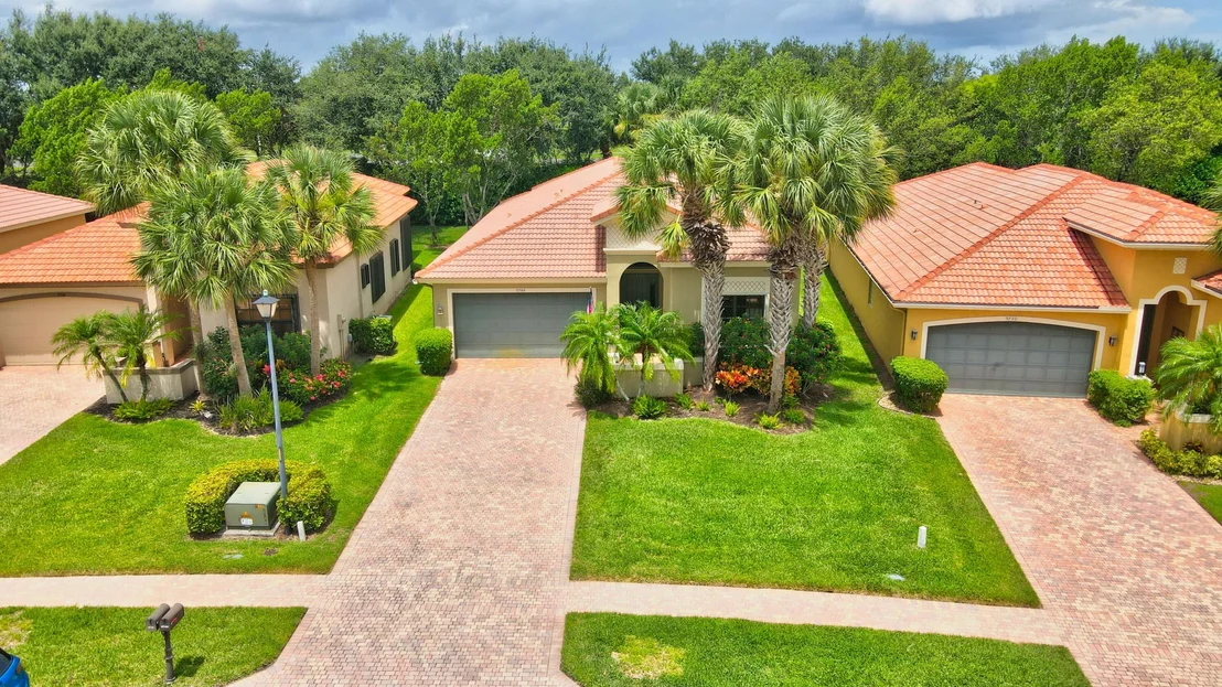 Photo of 9744 Isles Cay Drive