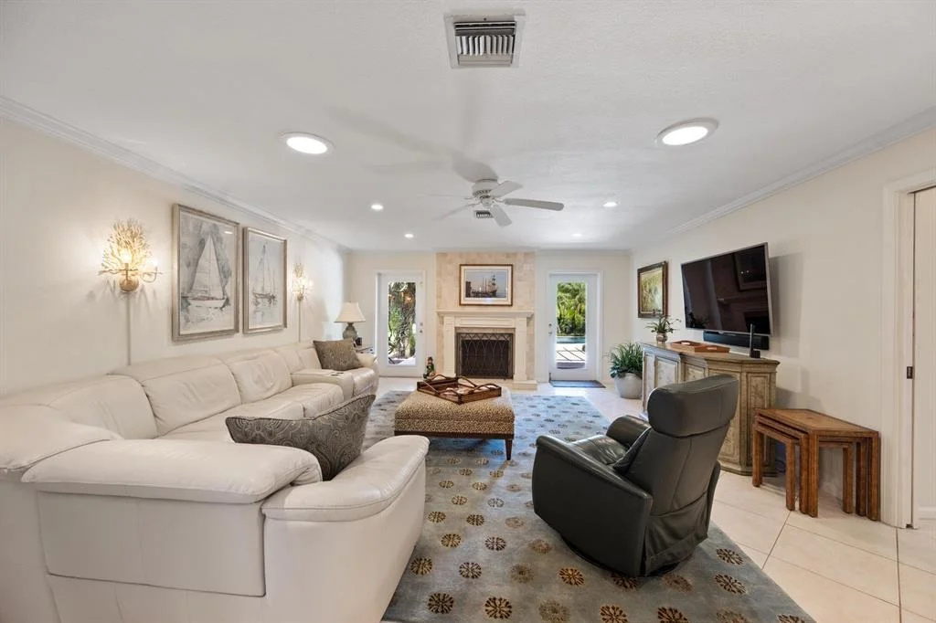 Photo of 4695 Sabal Palm Drive