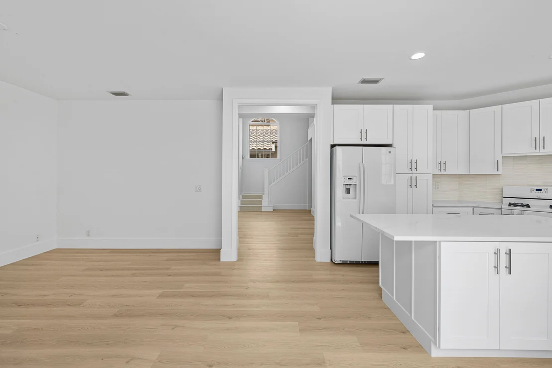 Photo of 327 Eagleton Golf Drive