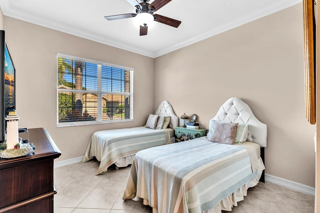 Photo of 9062 Meridian View Isle