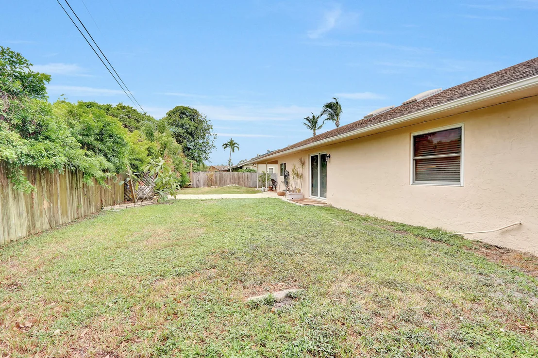 Photo of 3190 Windward Lane