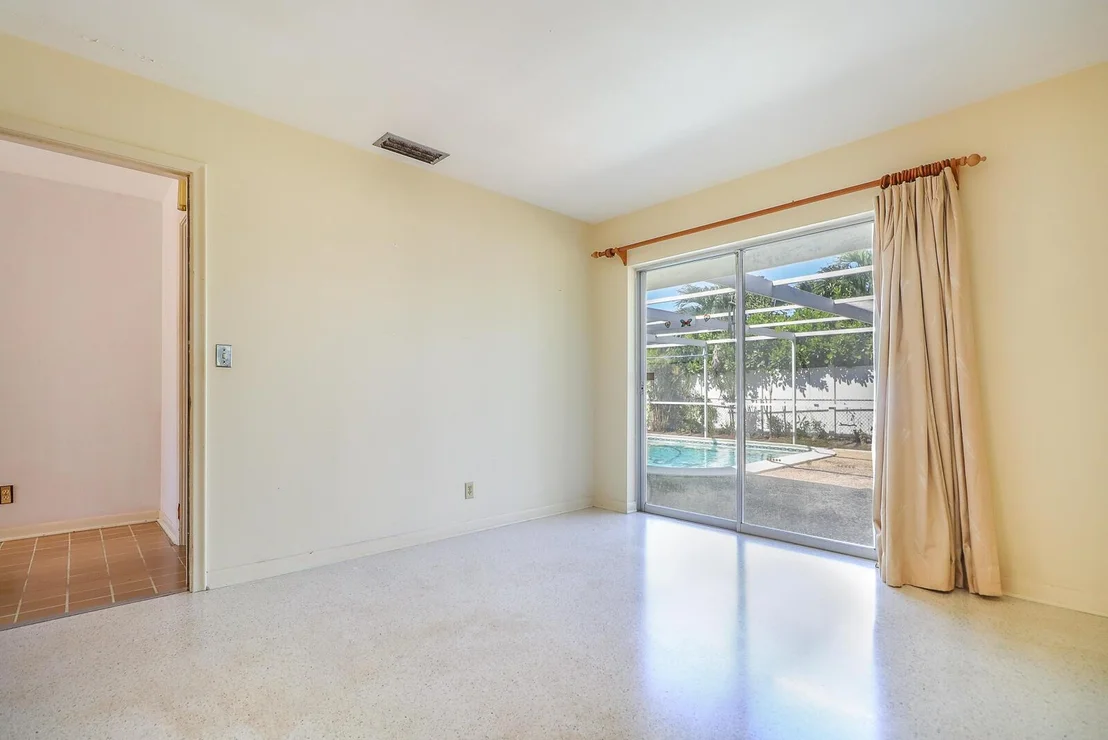 Photo of 1100 Morse Boulevard