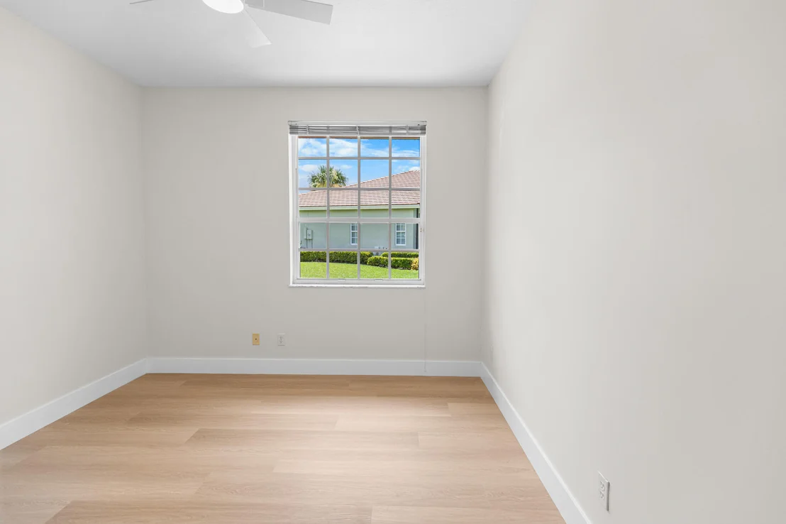 Photo of 9408 Meadowood Drive