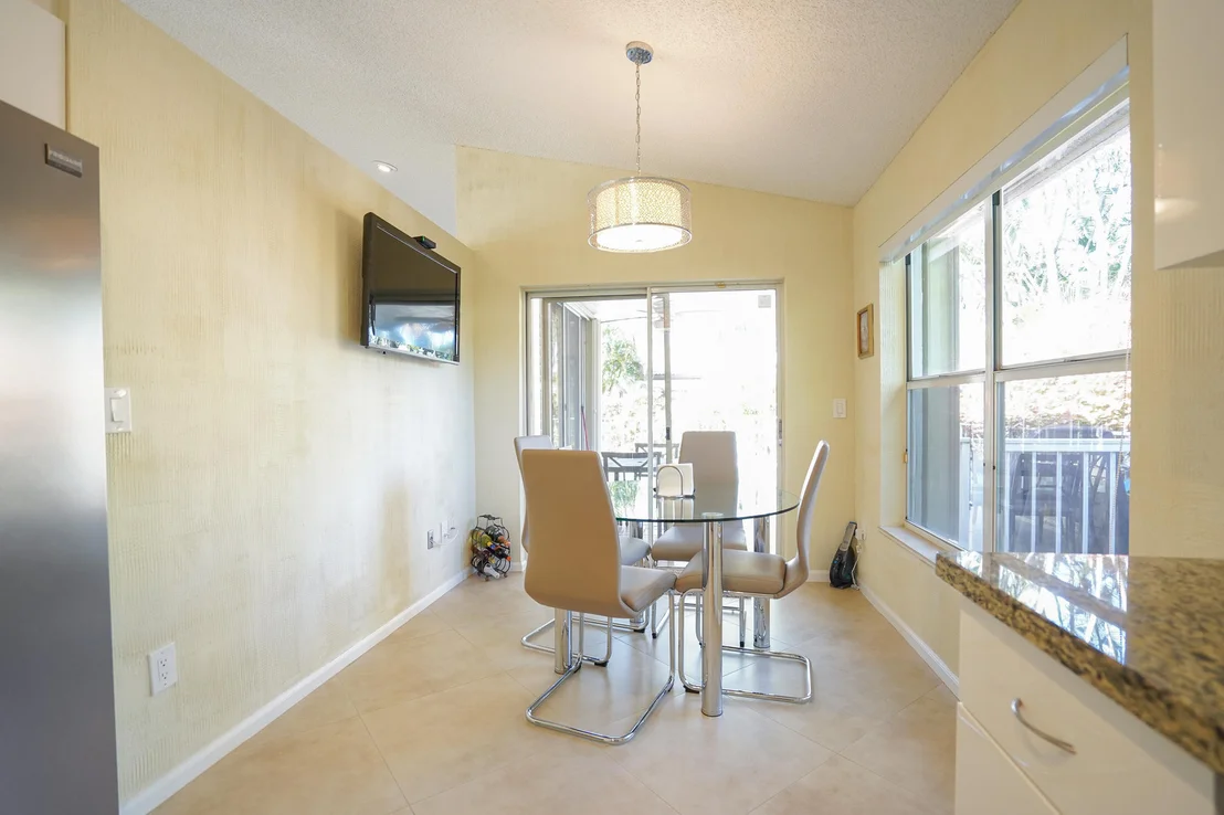 Photo of 7215 Via Palomar