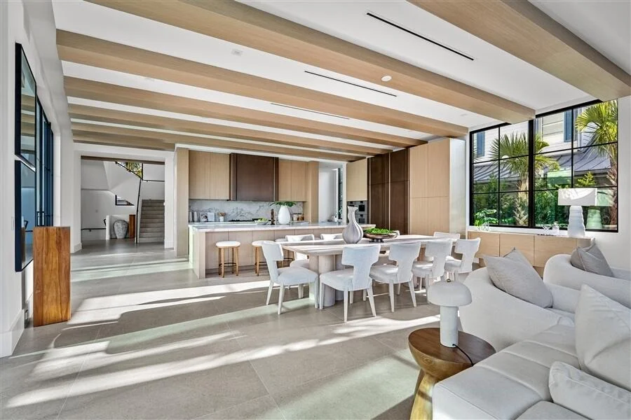 Photo of 1117 BEACH Drive