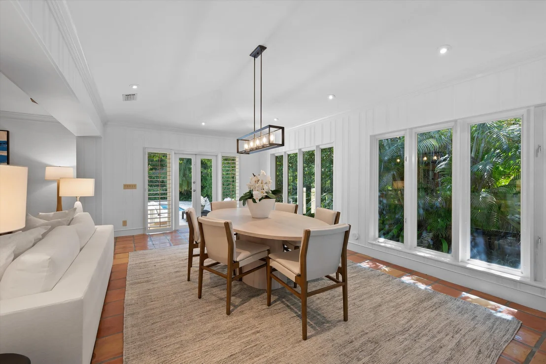 Photo of 274 Monterey Road