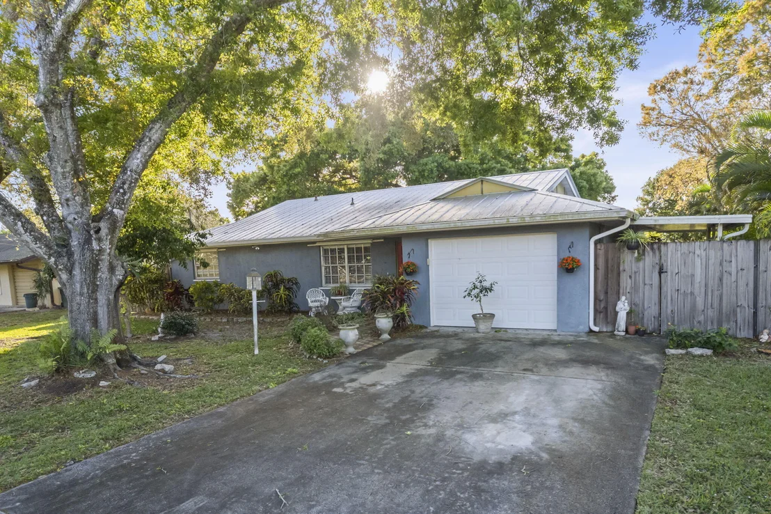 Photo of 5407 Sunset Boulevard