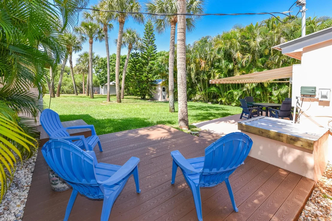 Photo of 1116 NE Oceanview Circle