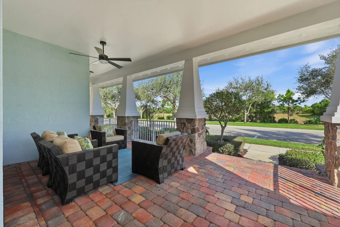 Photo of 1358 Community Drive