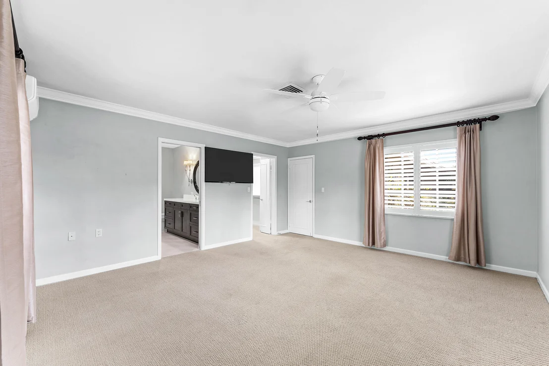 Photo of 947 Seasage Drive