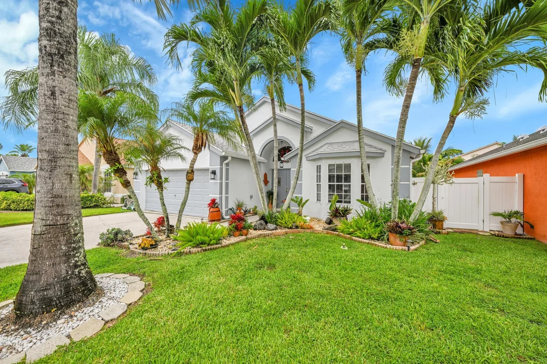 Photo of 107 Saddle Trail