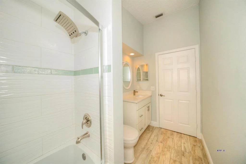 Photo of 134 SE Ashley Oaks Way