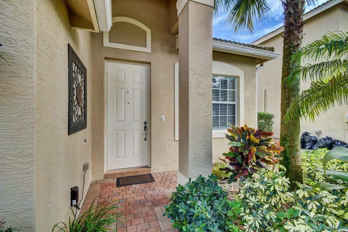 Photo of 10602 Cocobolo Way