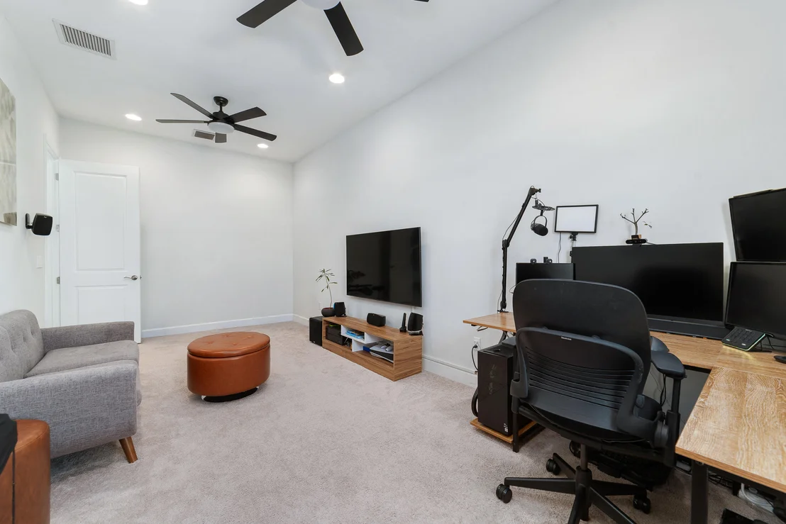Photo of 5487 Macoon Way