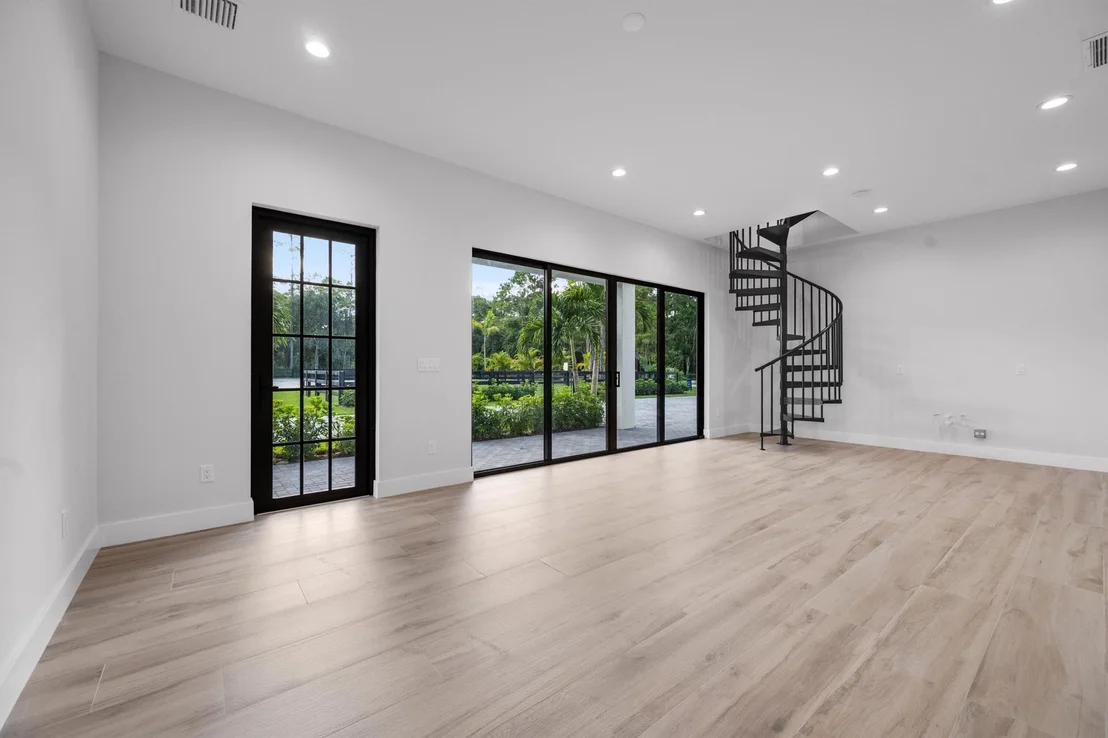 Photo of 14479 Halter Road