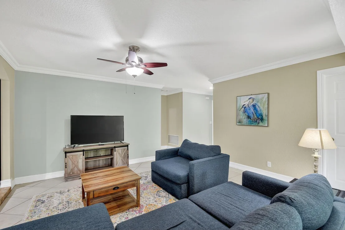 Photo of 1035 Soelca Drive