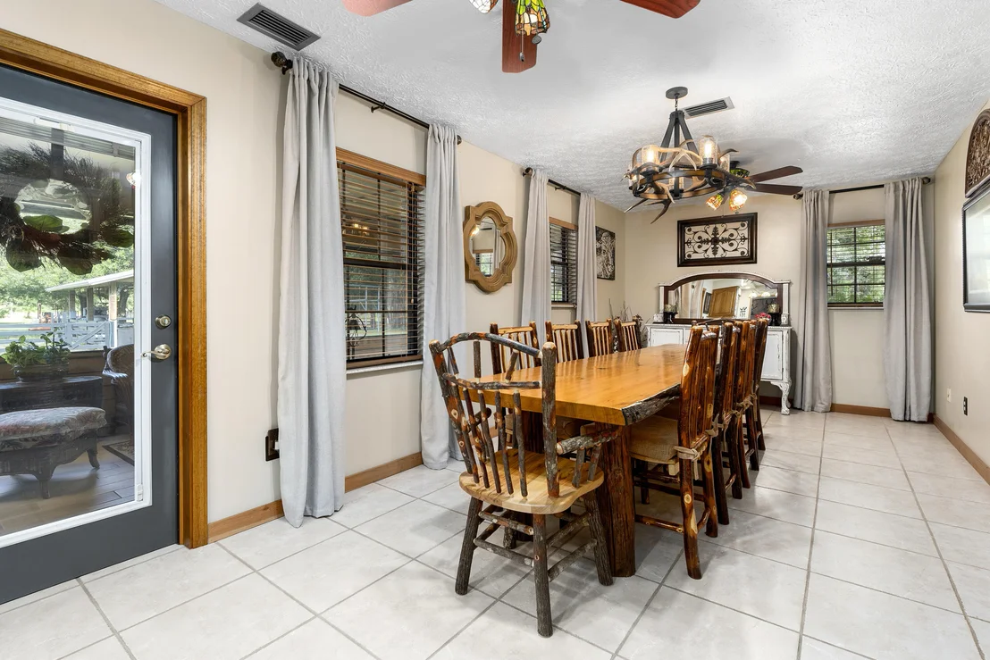 Photo of 771 Campbell Road