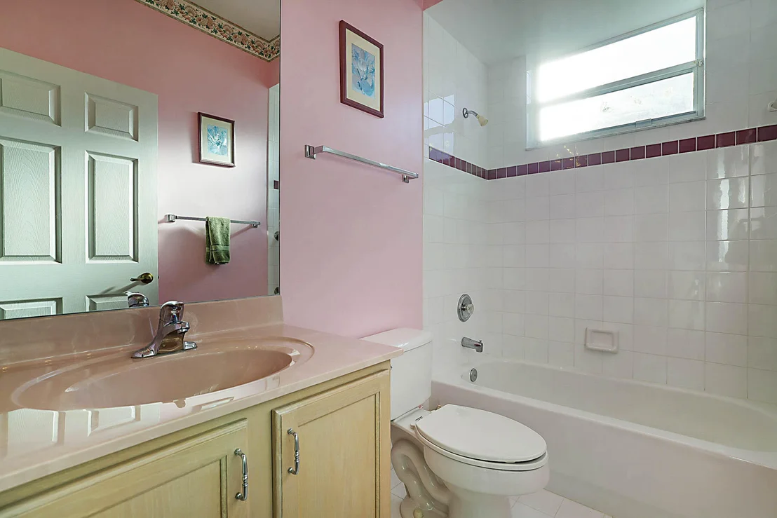 Photo of 7019 SE Twin Oaks Circle SE