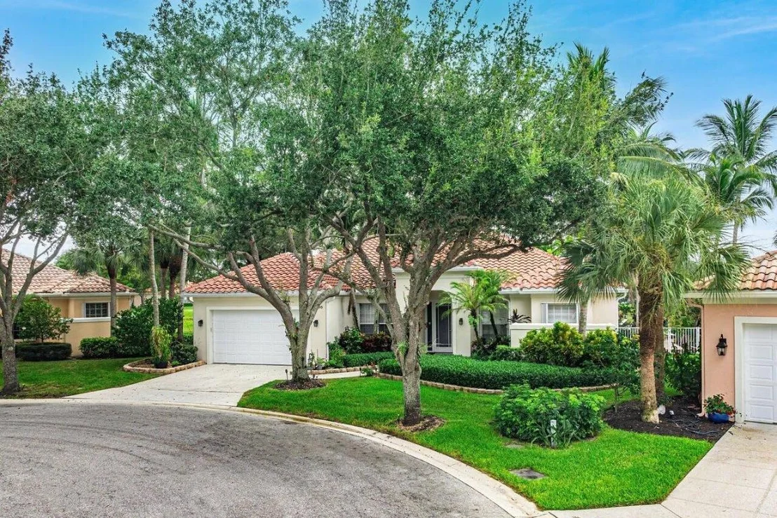 Photo of 7580 Red River Road