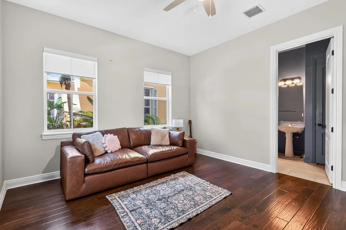 Photo of 137 INKBERRY Drive