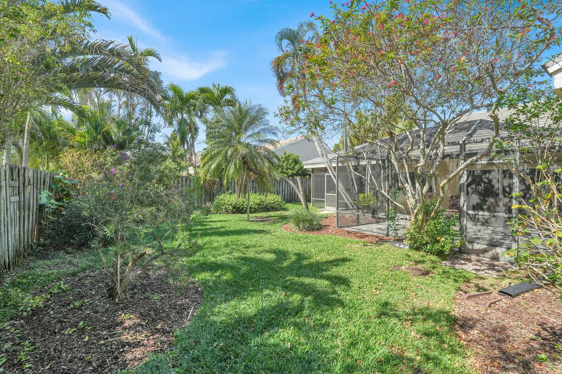 Photo of 5696 Descartes Circle