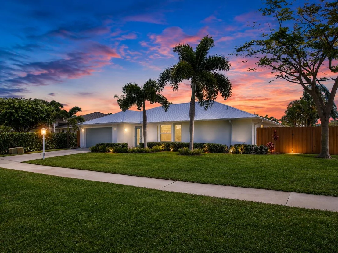 Photo of 30 Chestnut Trail