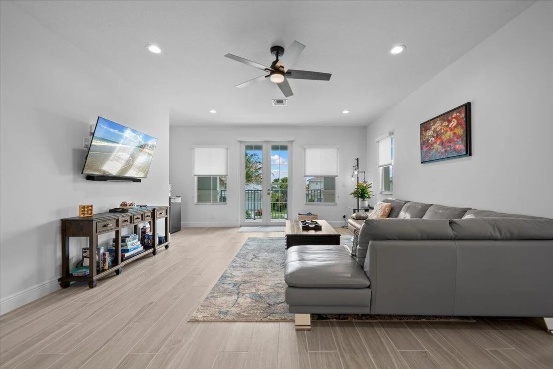 Photo of 9236 Crestview Circle