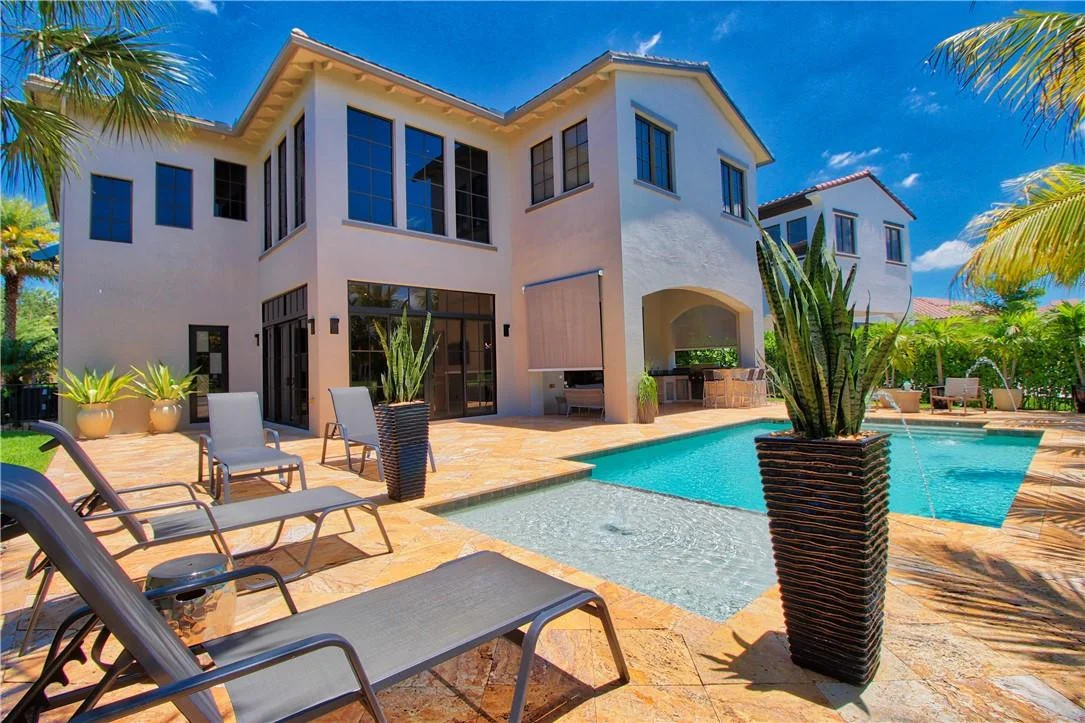 Photo of 9640 Eden Manor