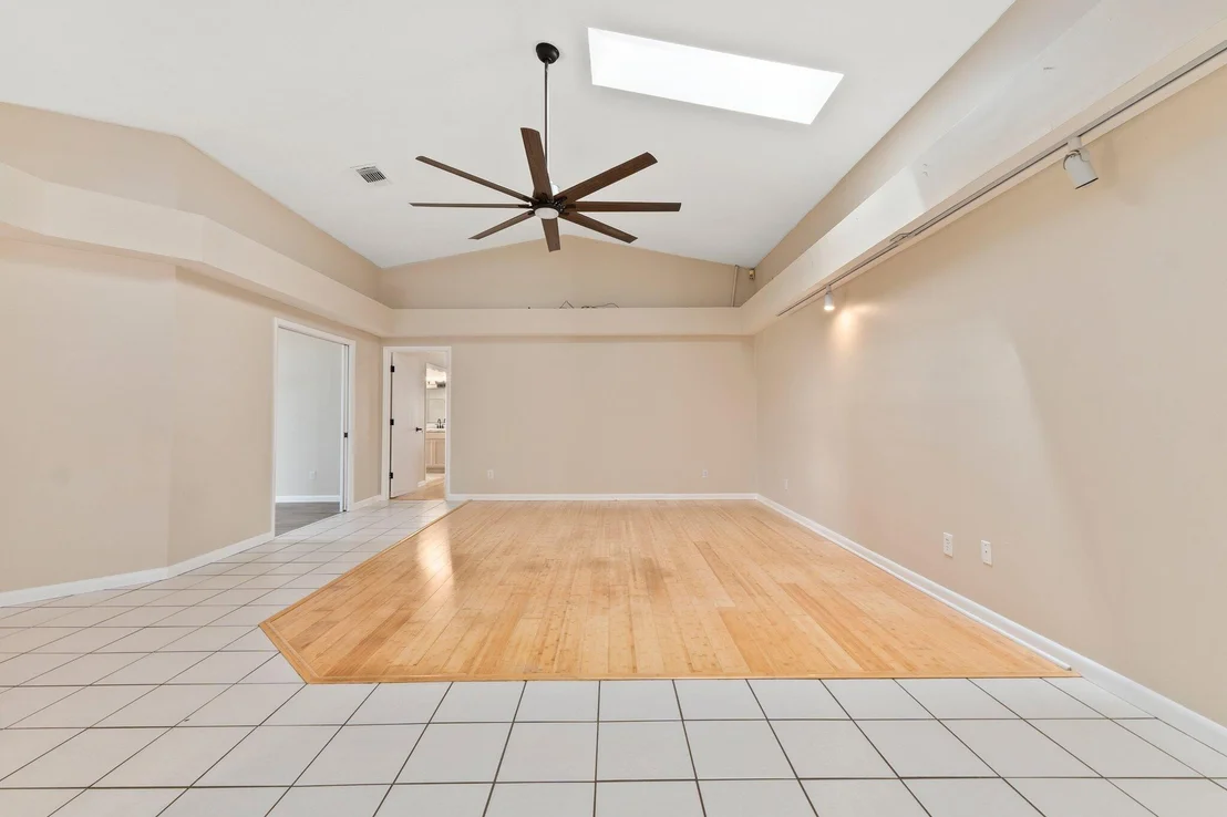 Photo of 5115 Silver Oak Drive