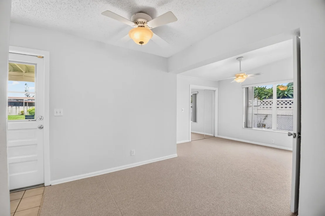 Photo of 129 GREENBRIER Drive