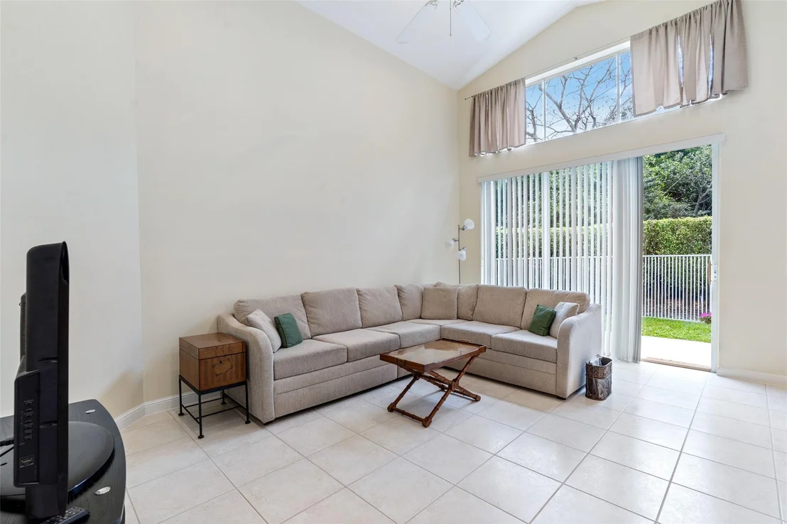 Photo of 4786 S Classical Boulevard