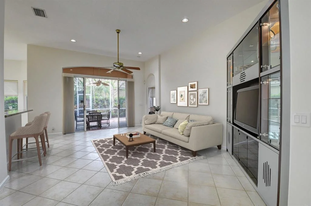 Photo of 7072 Demedici Circle