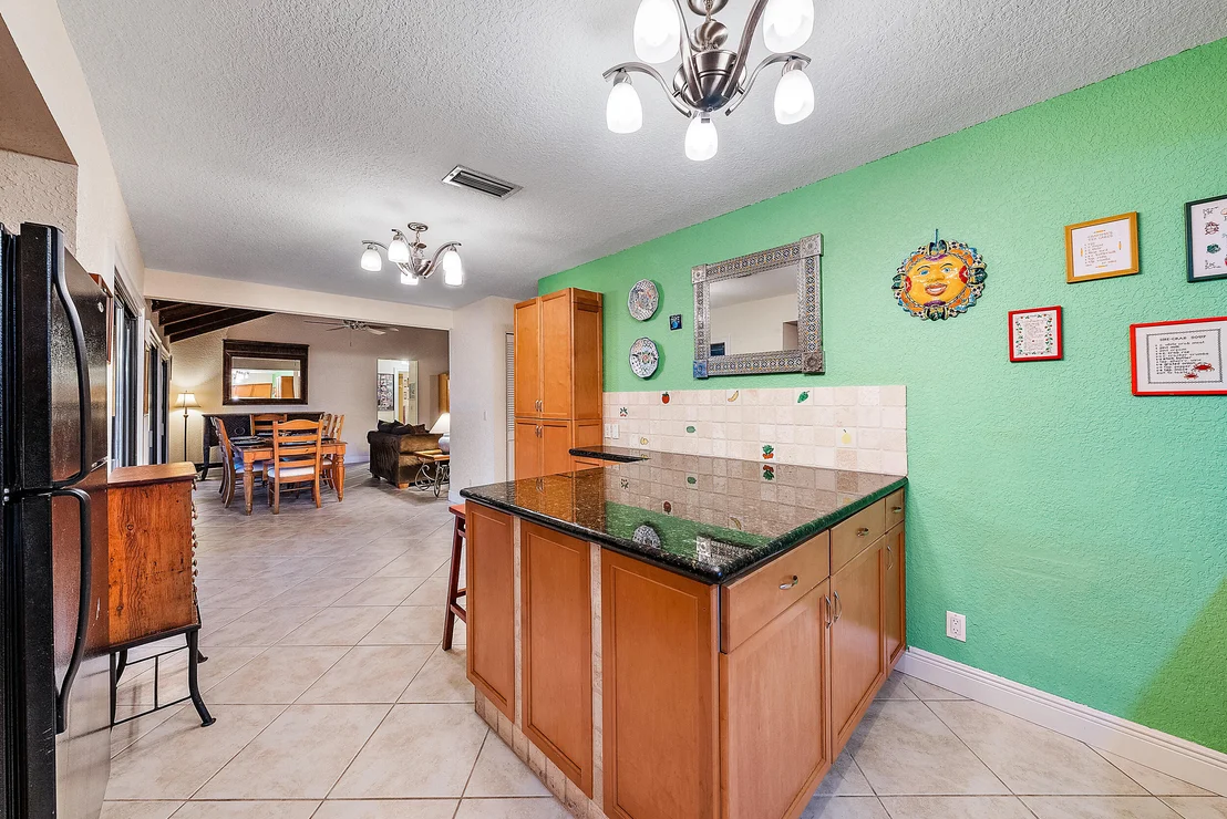 Photo of 707 Greenwood Drive